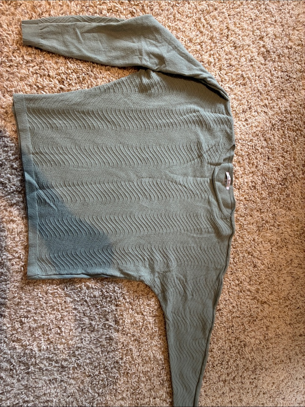 Women’s Wave-Texture Crewneck Sweater in Sage Green